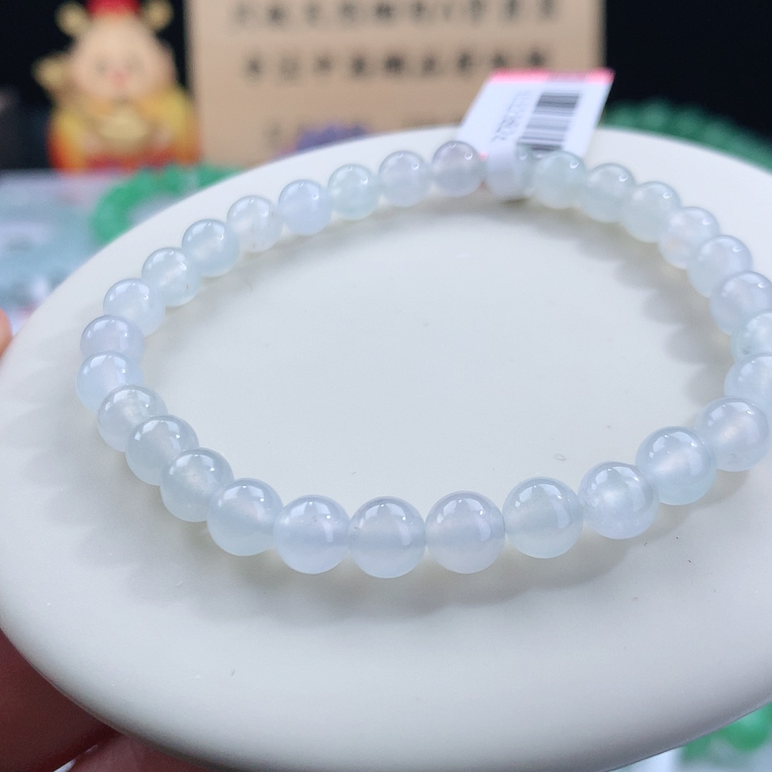 翡翠手链未镶嵌卡6