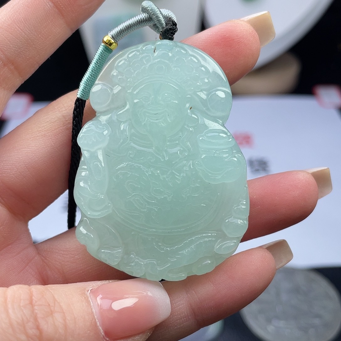 翡翠未镶嵌吊坠(赠链)