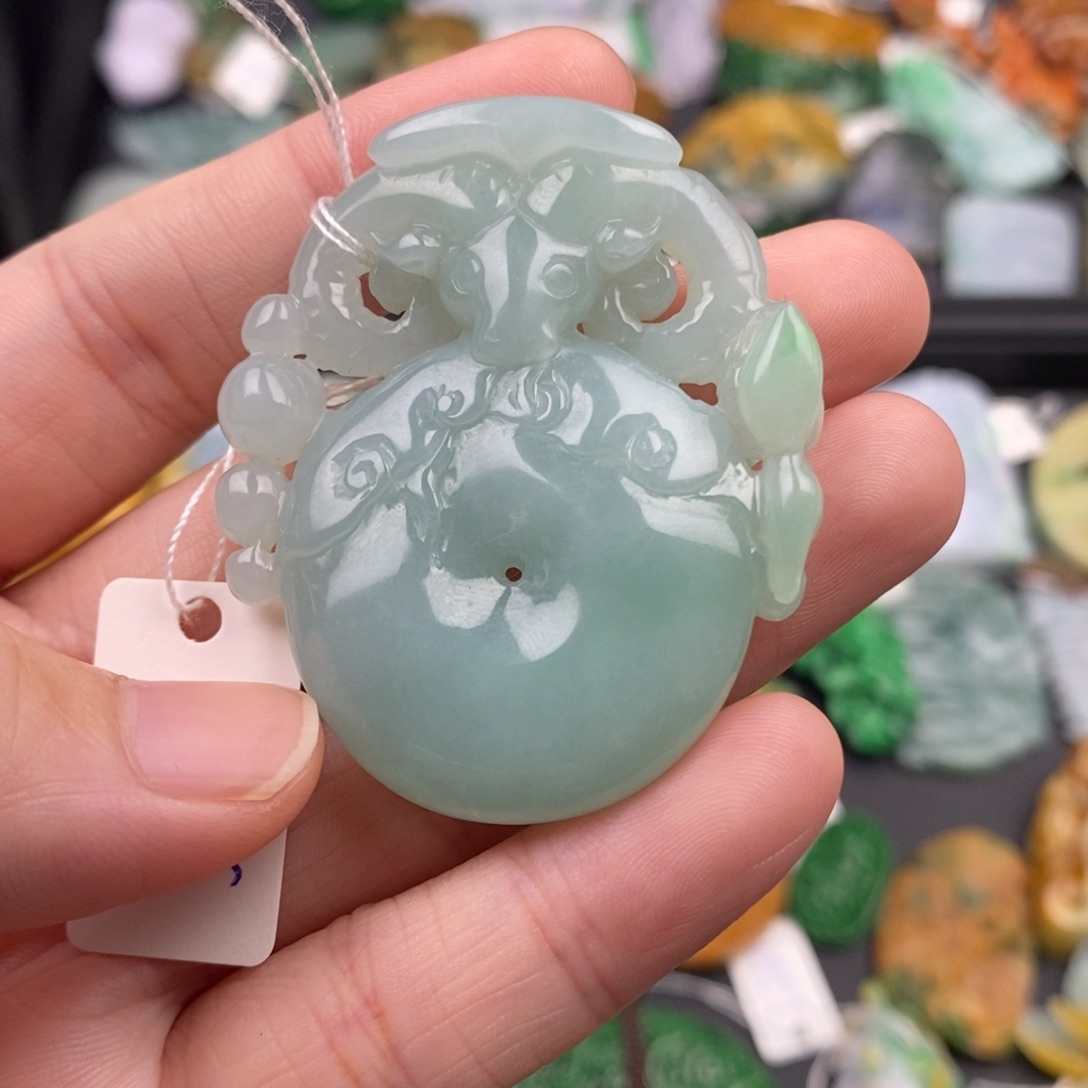 翡翠颈饰未镶嵌扣子2.25S