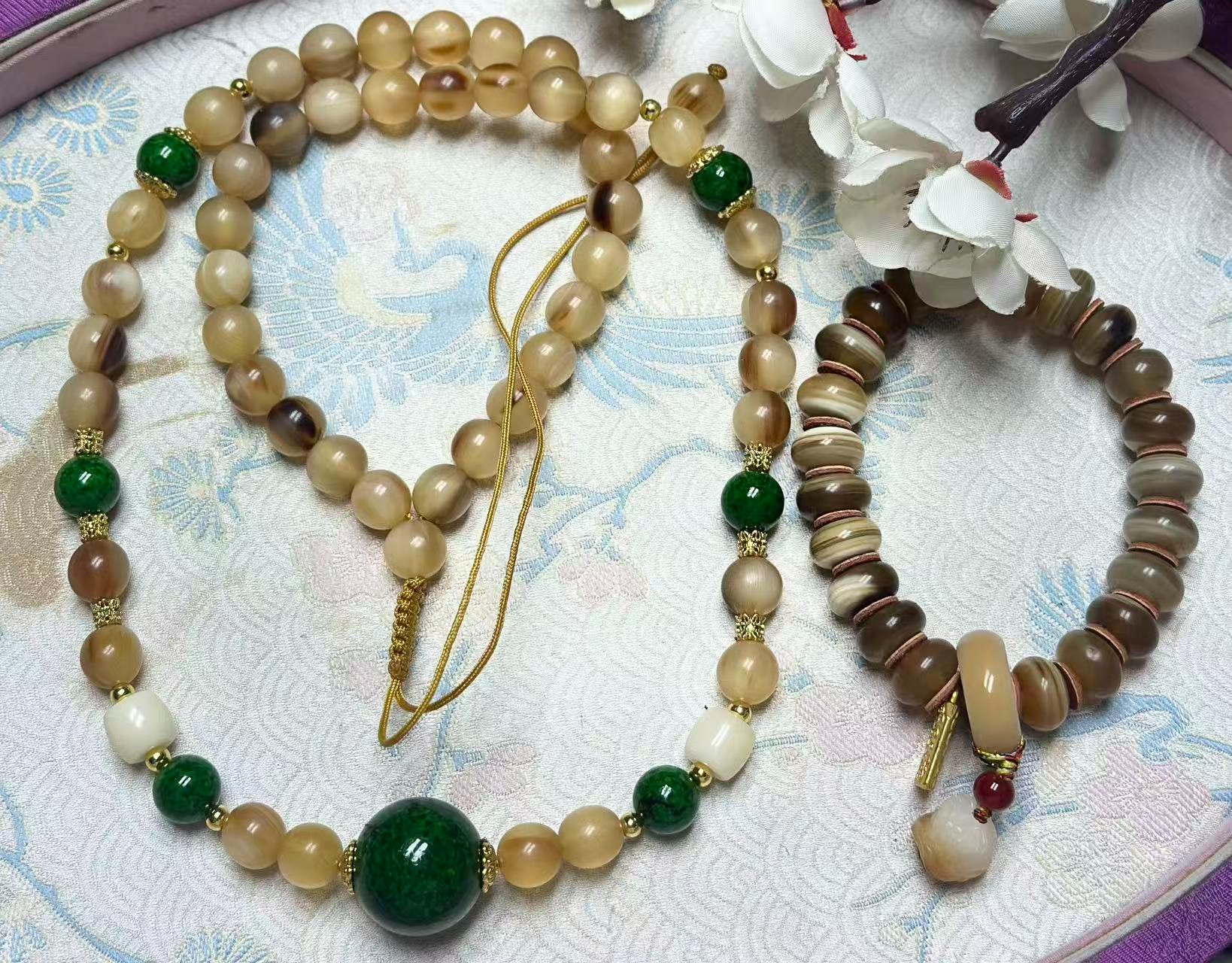 （大爱粉丝专属）2409  精品手串套装 多样性发其一