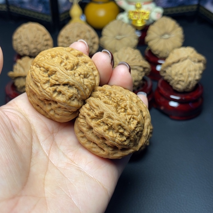 一**景悦缘文玩全品大粗筋