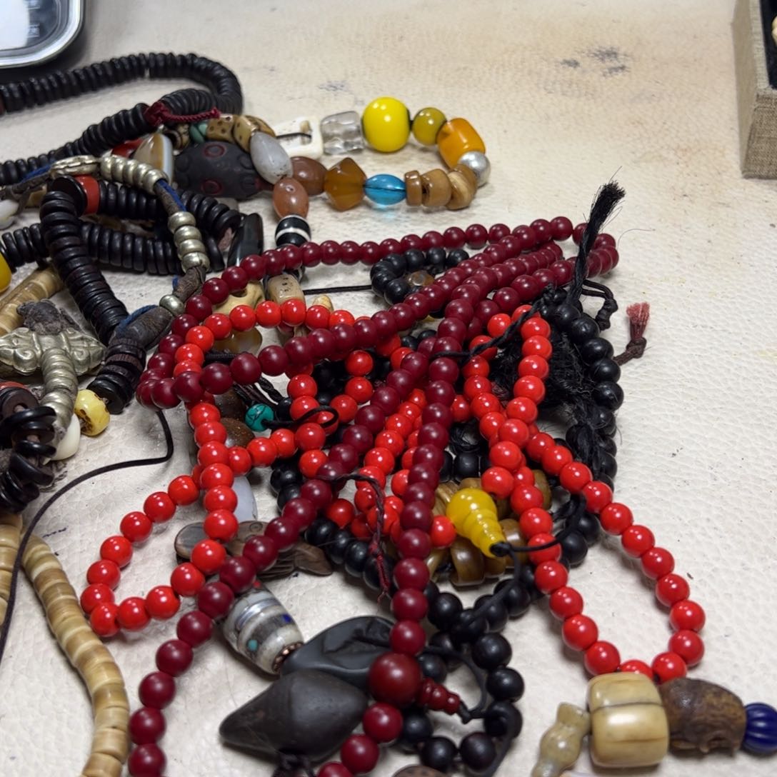 南红玛瑙手链合金