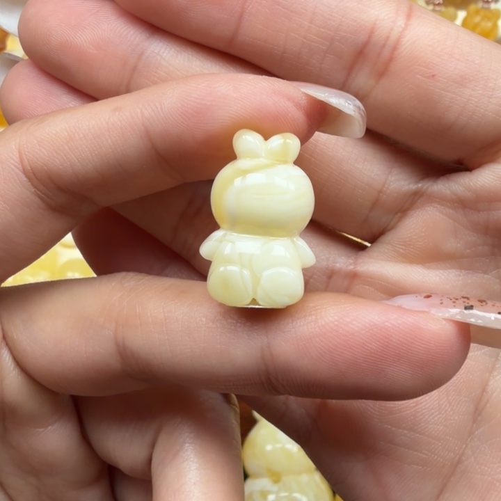琥珀未镶嵌裸石蜜蜡