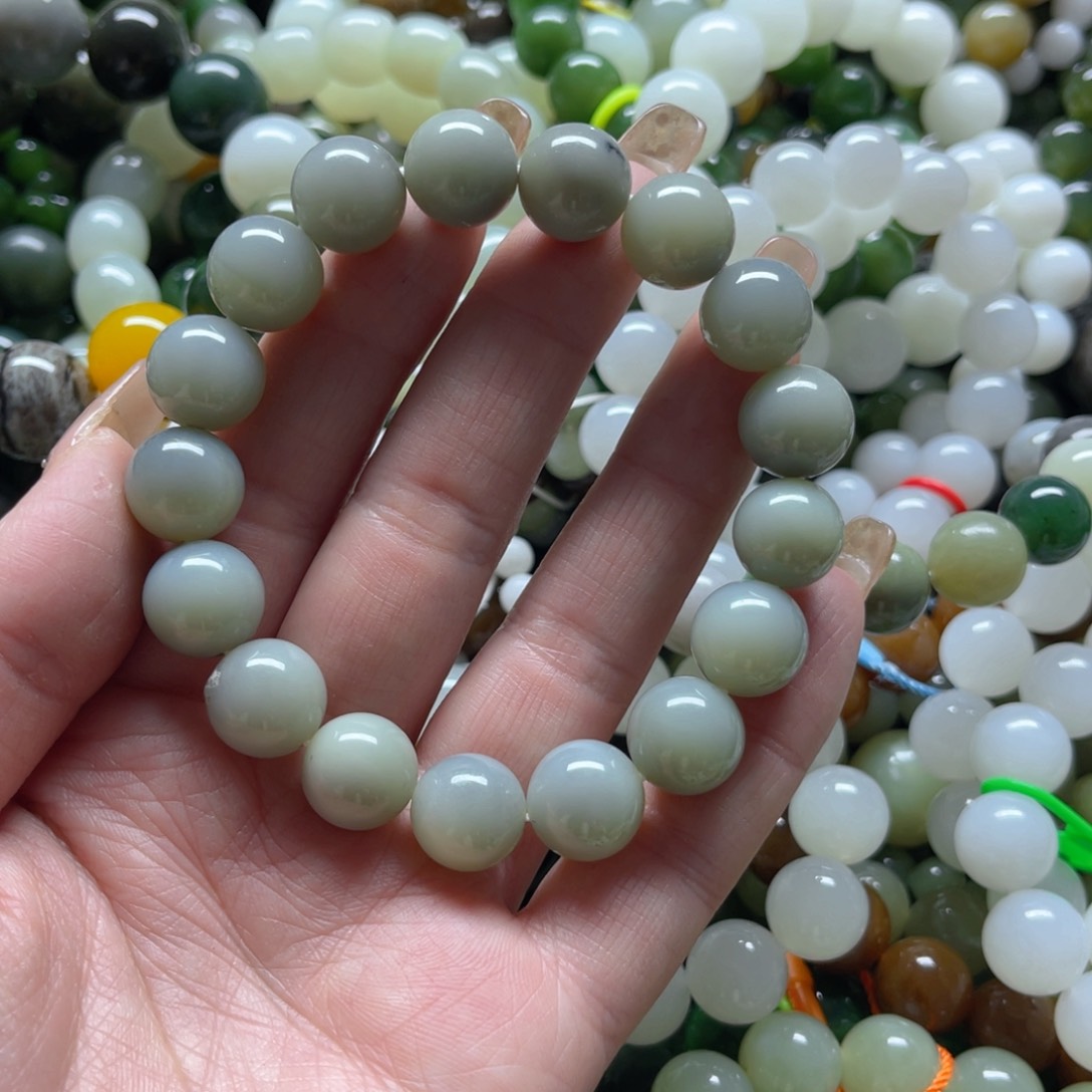 和田玉手链未镶嵌