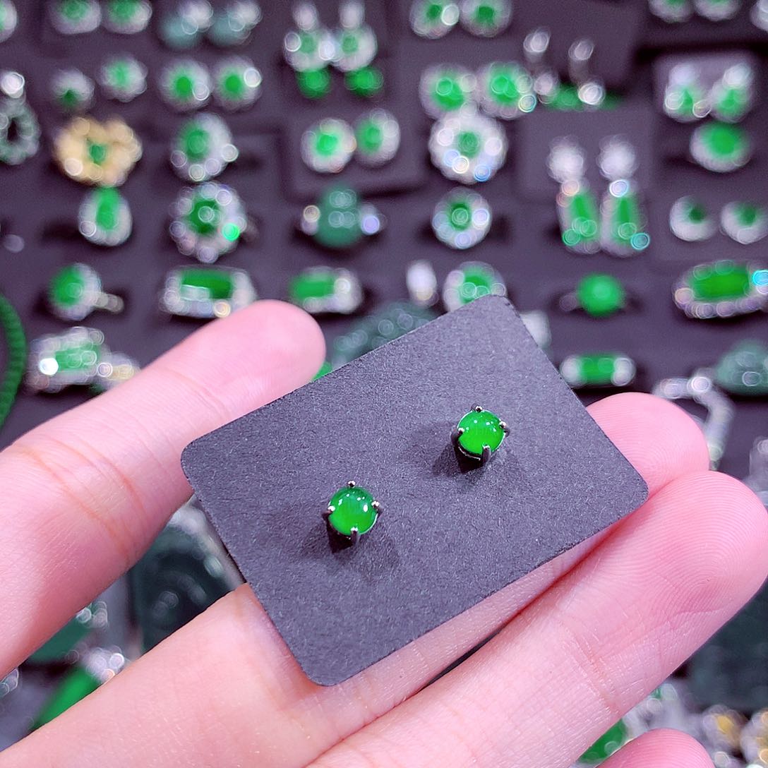 翡翠未镶嵌颈饰天然