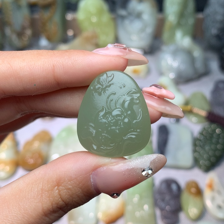 和田玉挂件未镶嵌