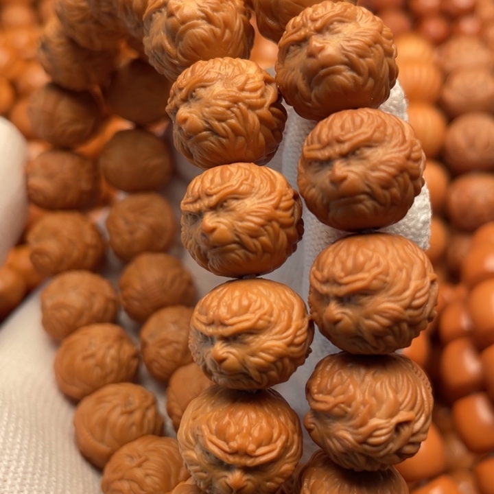 猴头核桃吊坠涛斗战胜佛