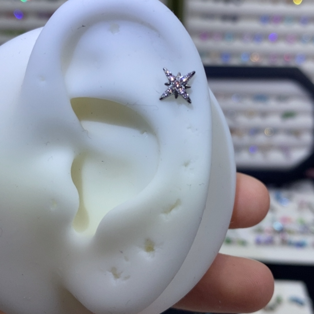 钛合金合金小月月宝宝耳钉