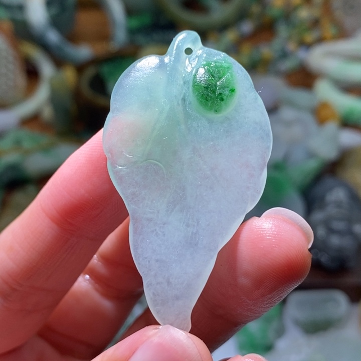 水***漬定制翡翠未镶嵌毛货