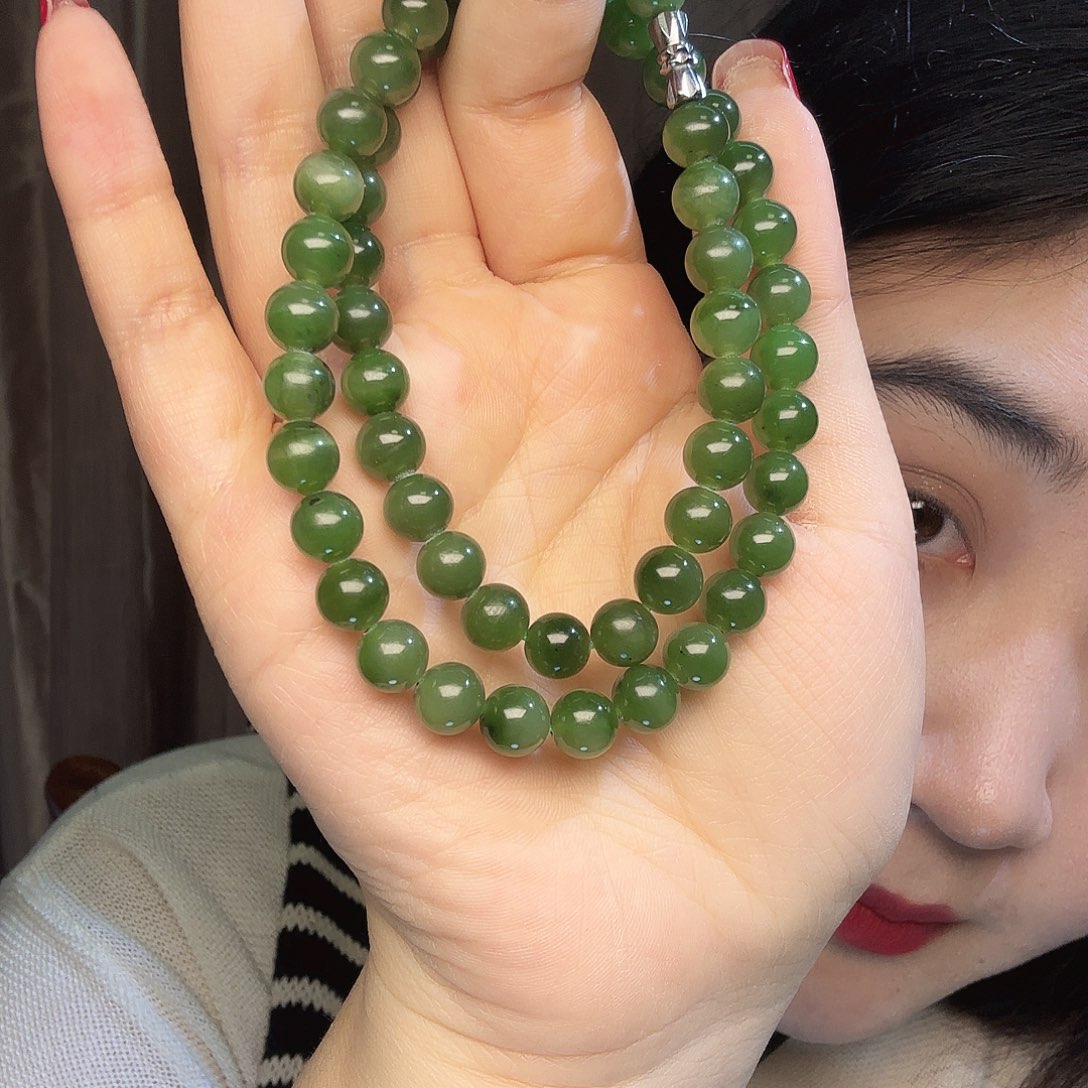 无****和田玉（糖玉）未镶嵌颈饰