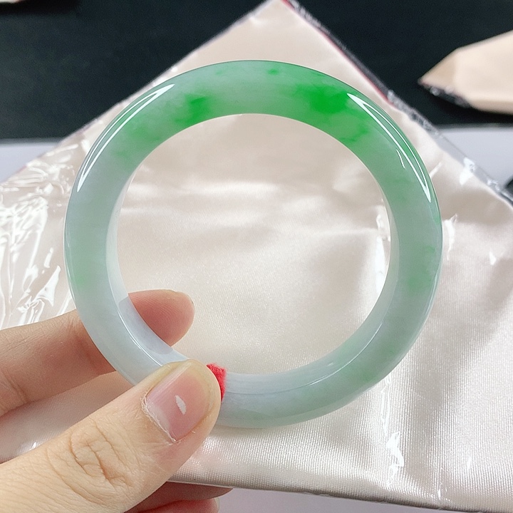未镶嵌手镯翡翠翡翠869