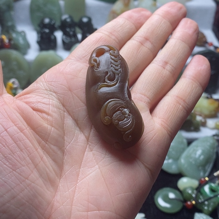 和田玉吊坠未镶嵌