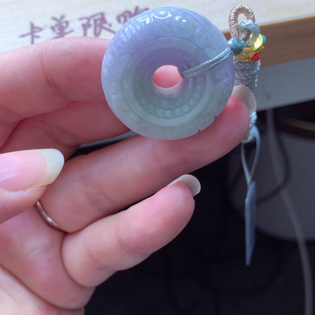 翡翠颈饰未镶嵌吊坠