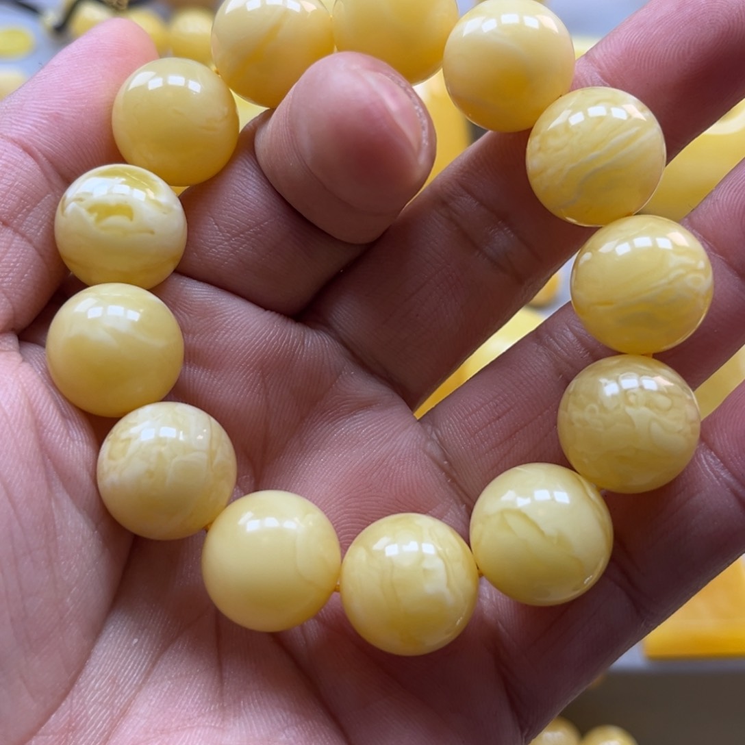 蜜蜡珠宝奇石未镶嵌