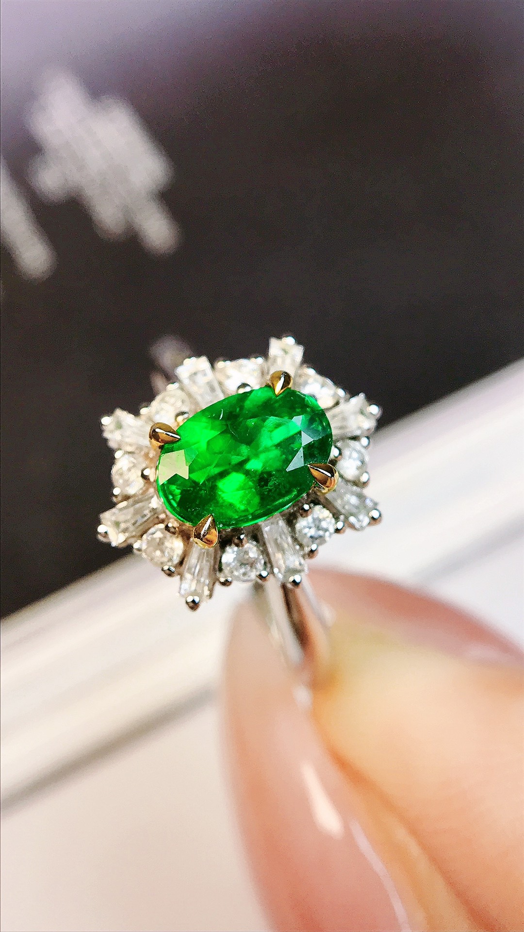 【YiYI】0.7ct祖母绿戒指/18K金南非钻石/附证#YA