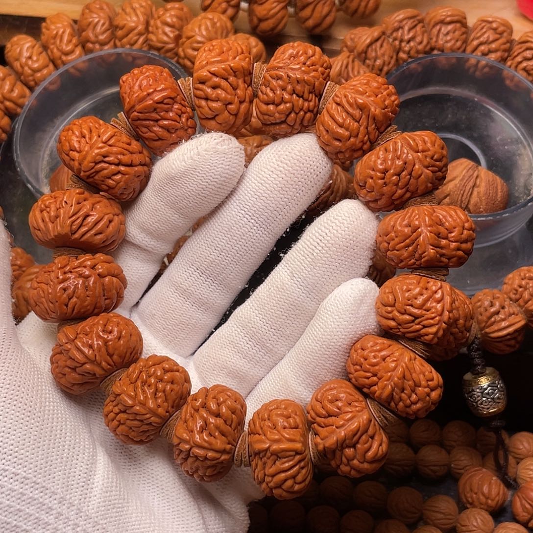 桃核手串五爪金龙24，9