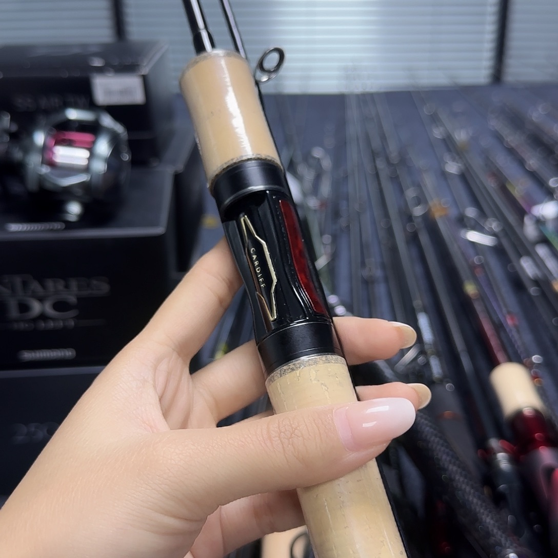 鲨***、碳素3.8m2.1m直柄微物