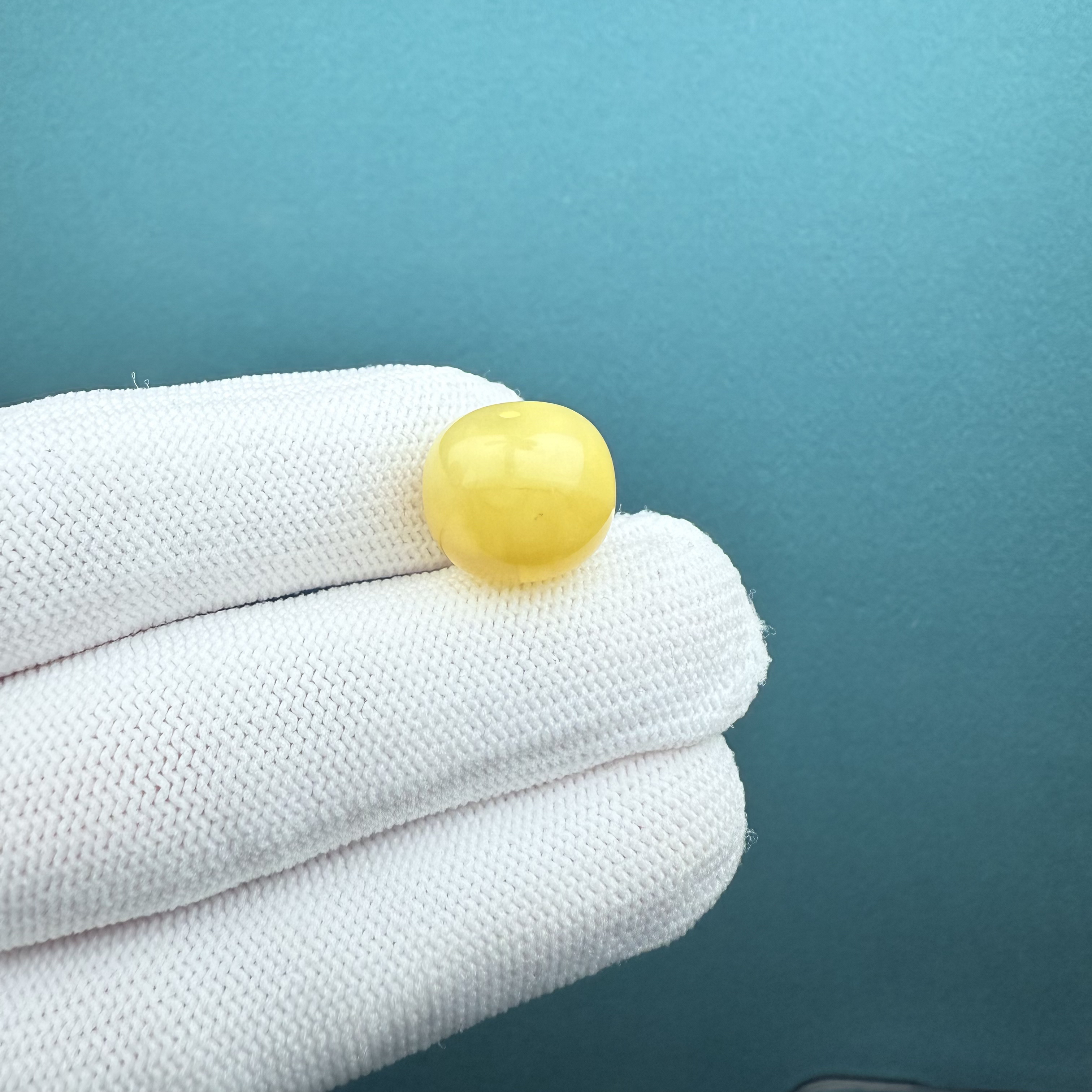 B9776天然原矿蜜蜡【微瑕】老型15*12.4mm支持鉴定 假一罚十