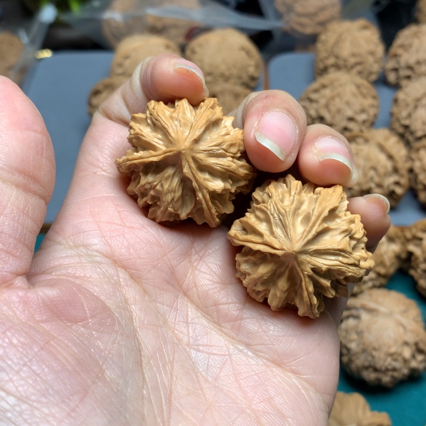 【闪购商品】核桃手串/手链碎*城35正奔三棱