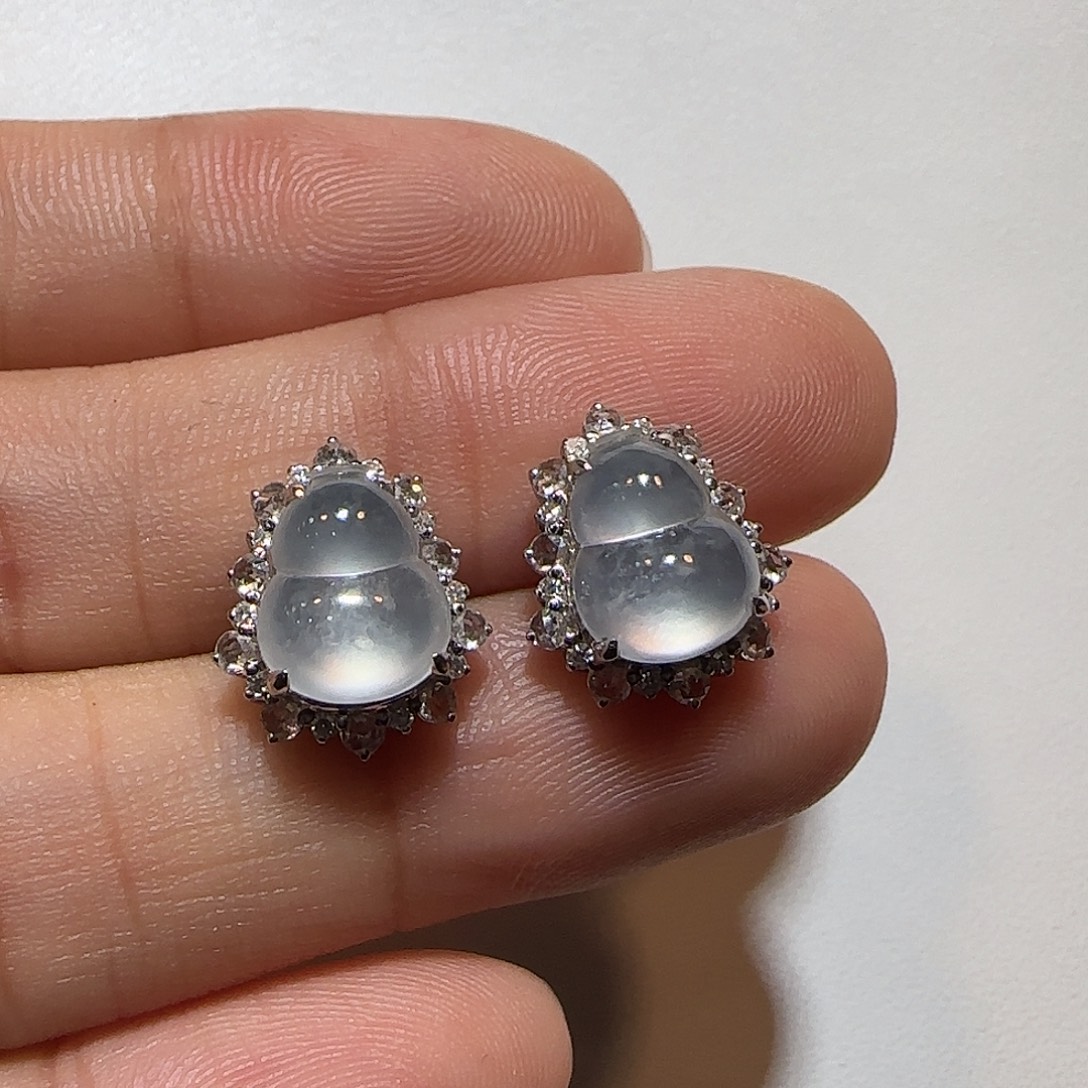 翡翠18K金镶嵌耳钉葫芦