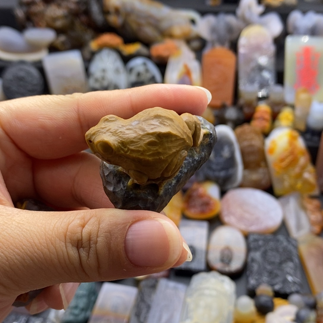 玛瑙/玉髓颈饰未镶嵌淡****亚