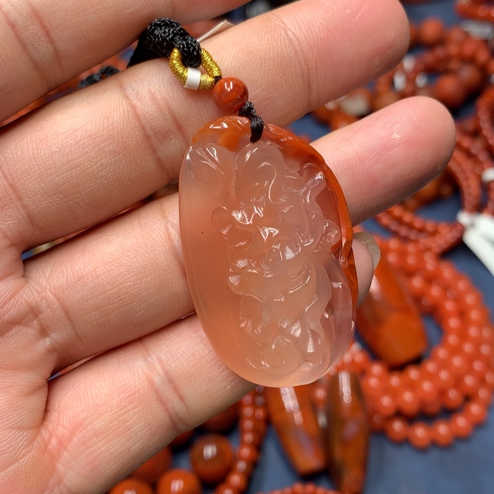 吊坠(不含链)未镶嵌南红玛瑙