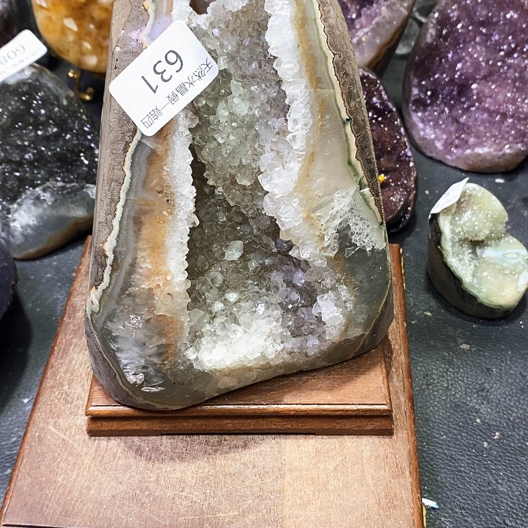 水晶大型摆件（非配饰）未镶嵌