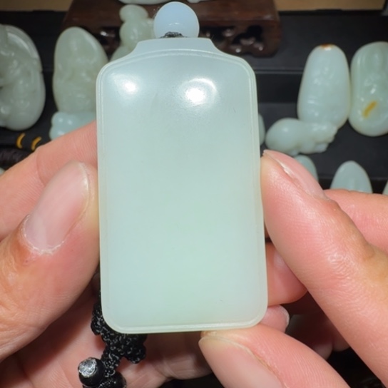 颈饰未镶嵌和田玉我****家