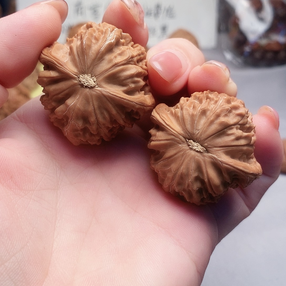 大叶紫檀（黑酸枝木类）磨盘