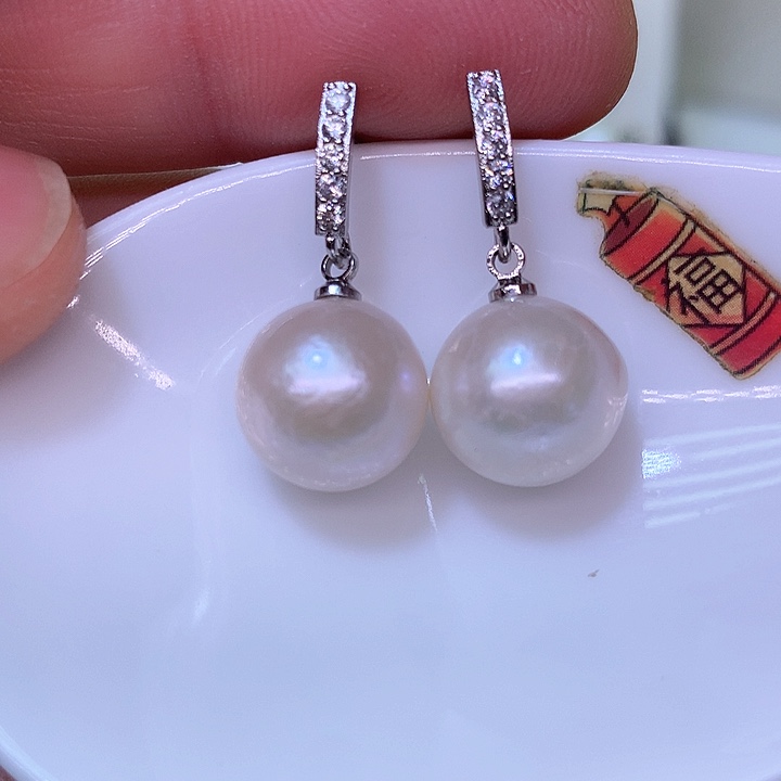 银S925镶嵌耳饰淡水珍珠