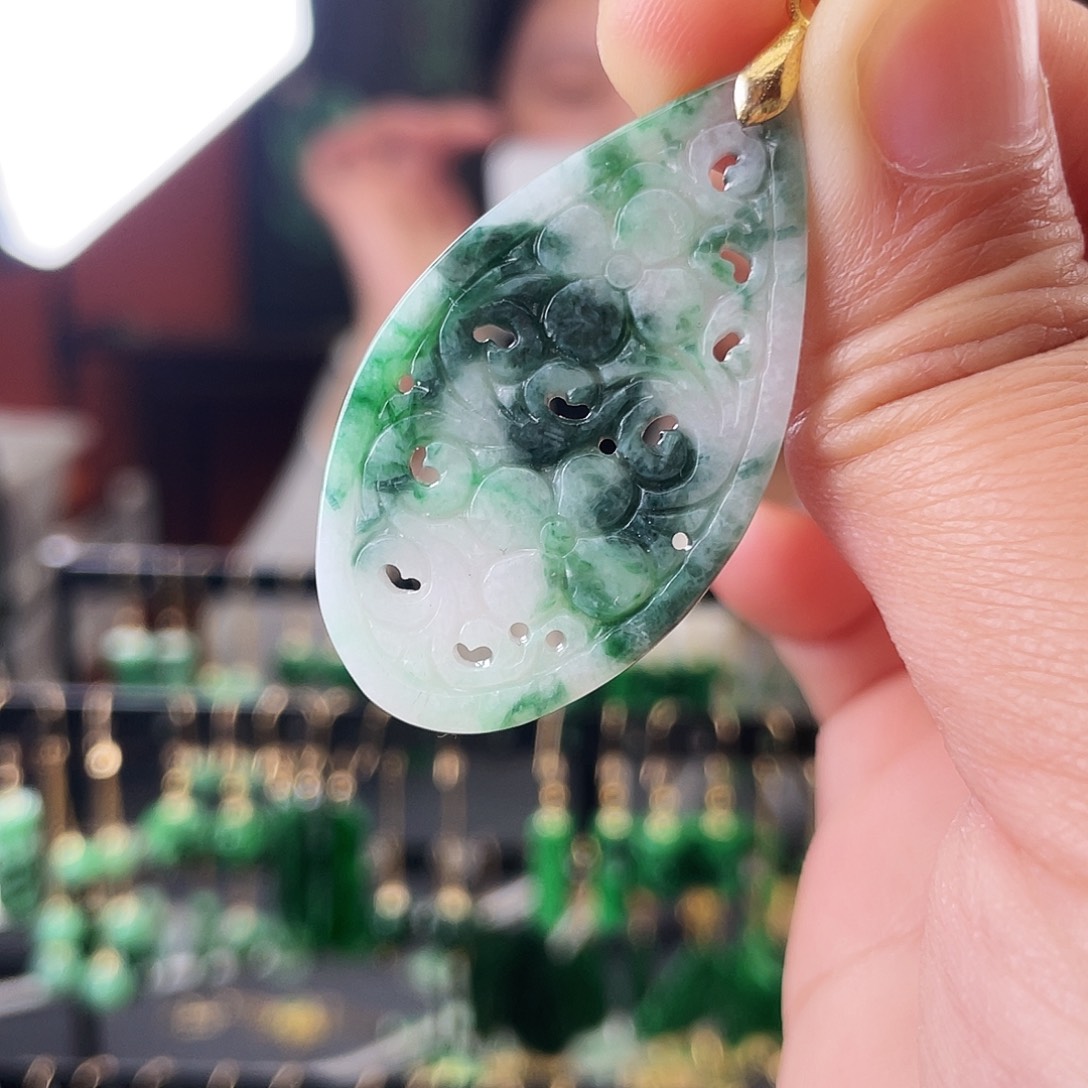 翡翠未镶嵌耳饰饰品