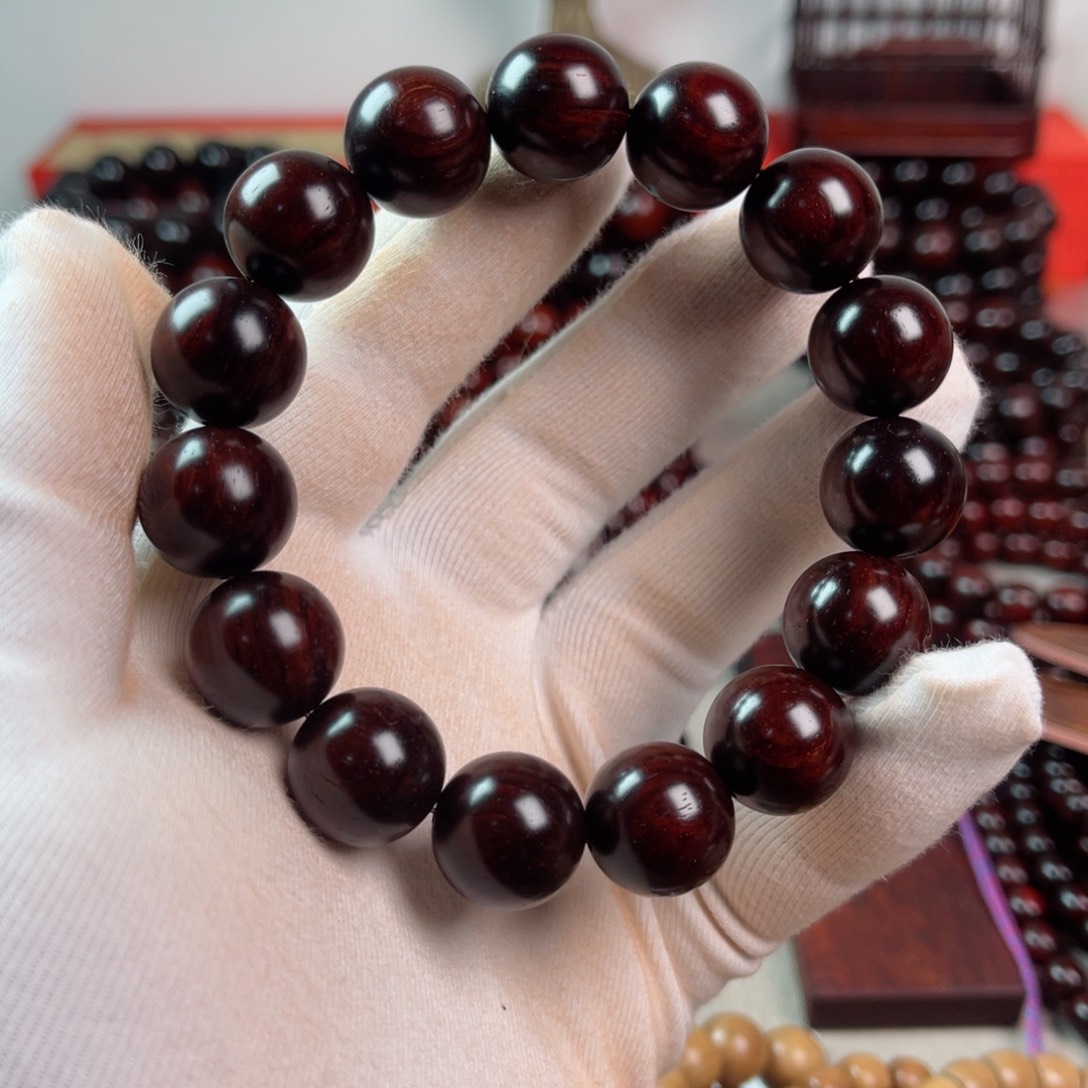 小叶紫檀手串/手链1.5高油密带星