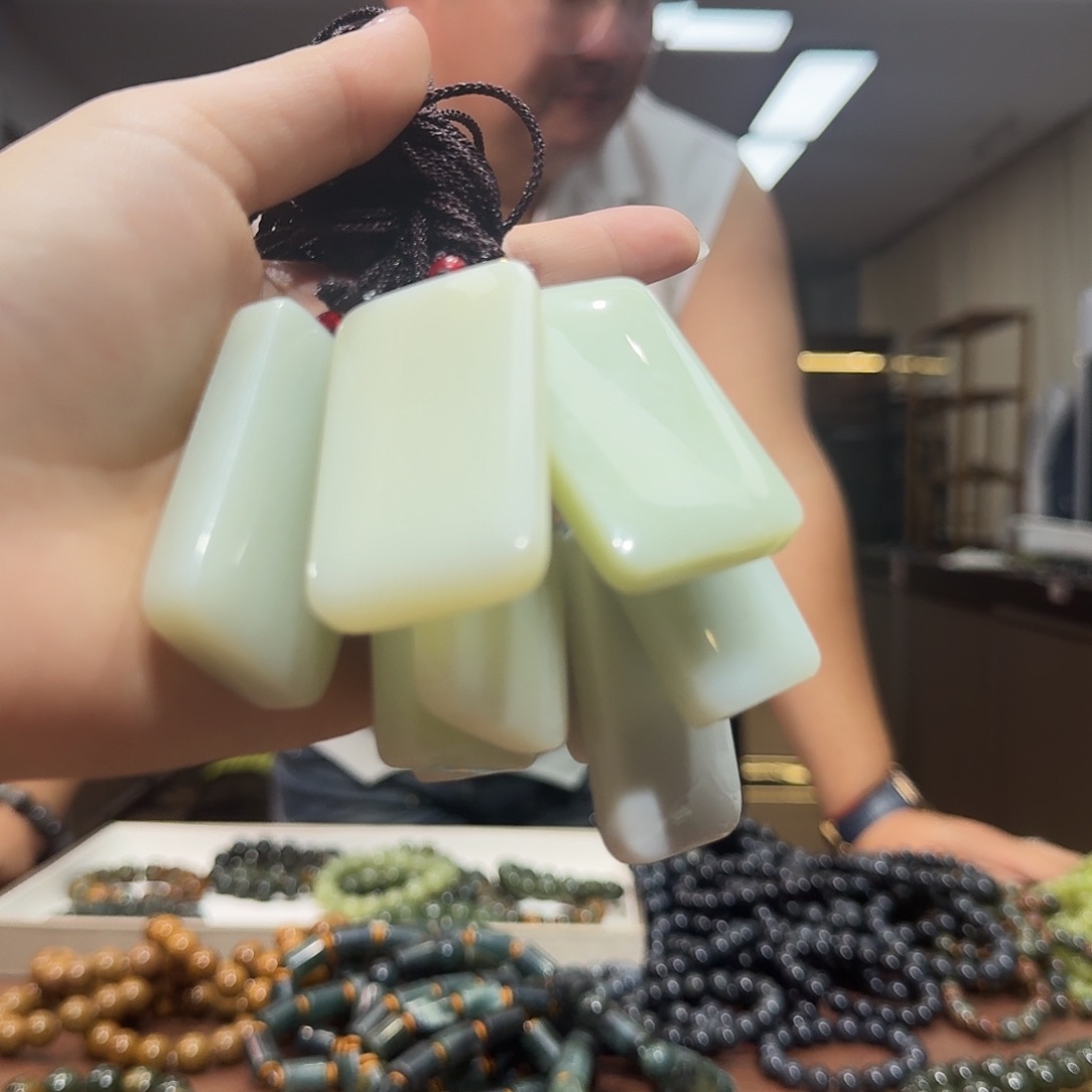 手串未镶嵌和田玉