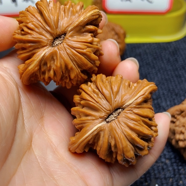 文玩核桃吊坠8**A45楼子