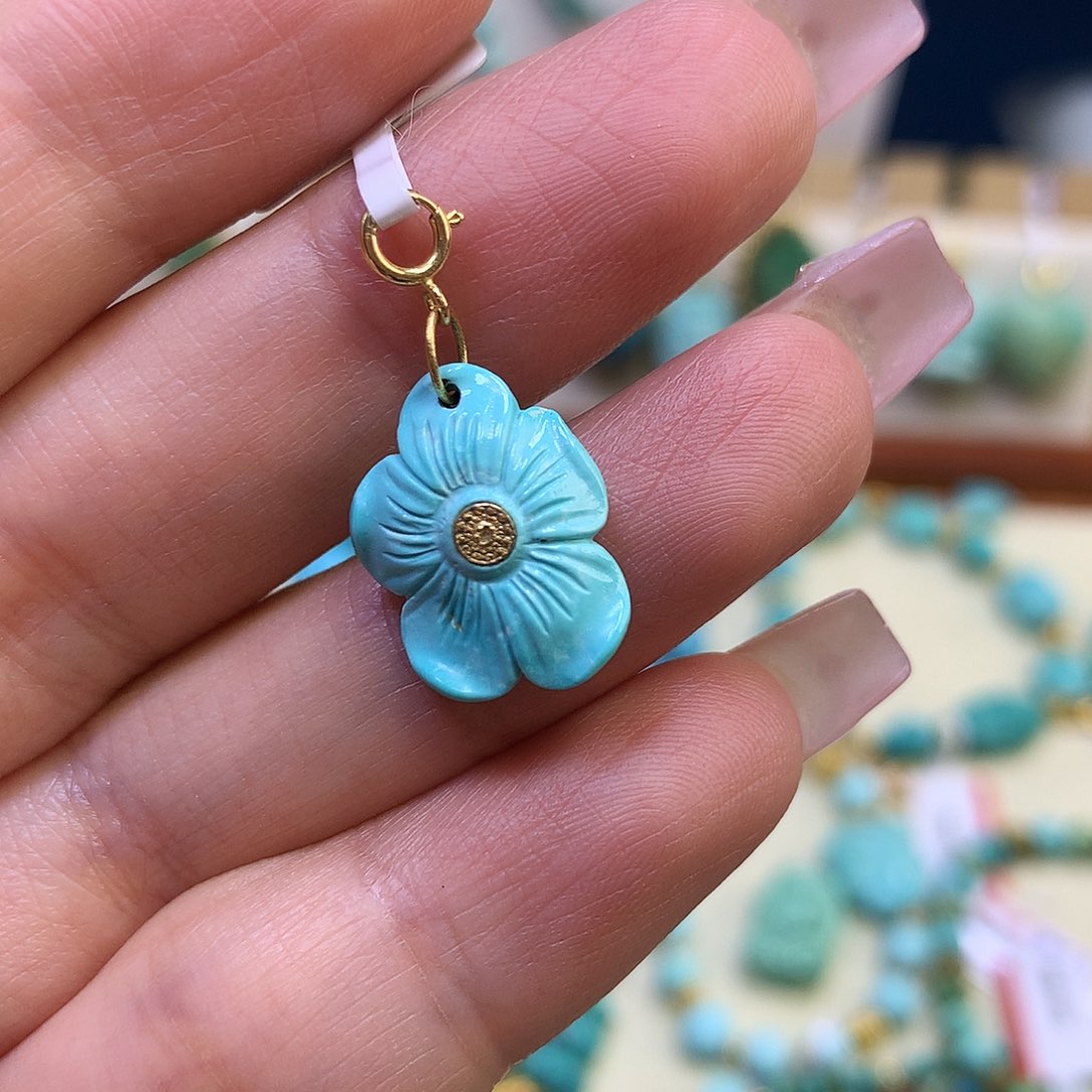 绿松石18K金镶嵌吊坠