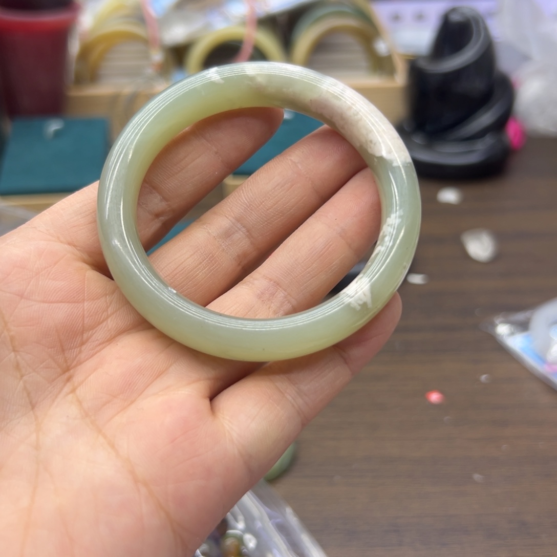 和田玉未镶嵌手镯54.9圈围863