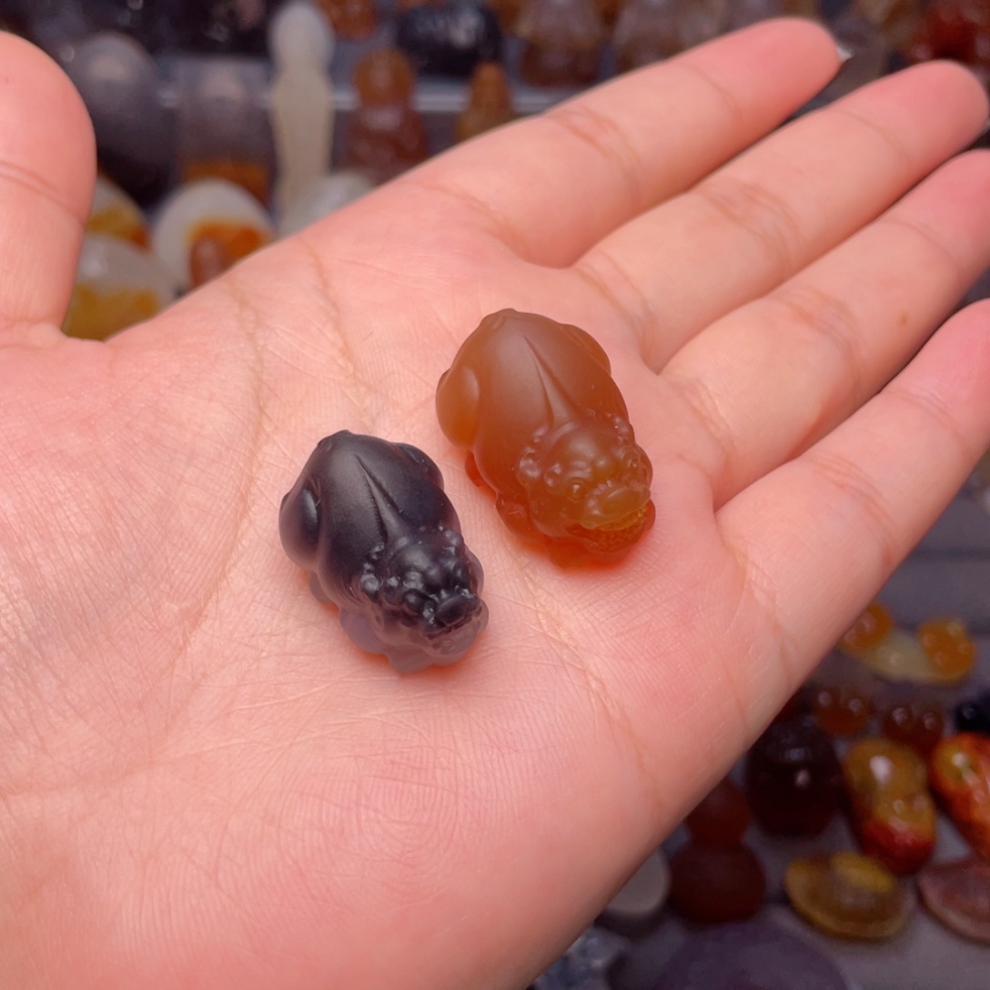 玛瑙/玉髓颈饰未镶嵌佳****