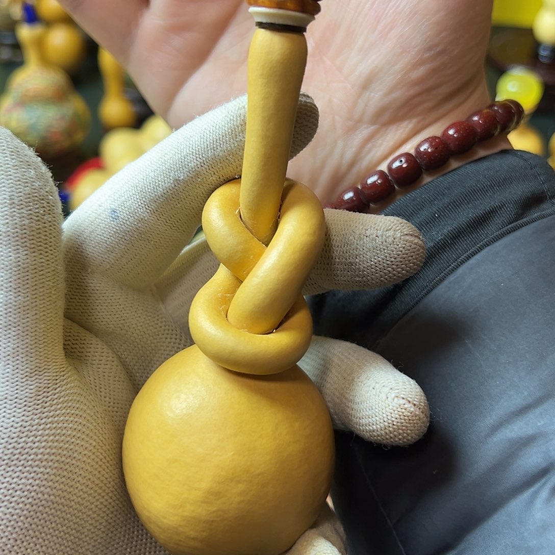 烨**辉镶口手把八字扣葫芦