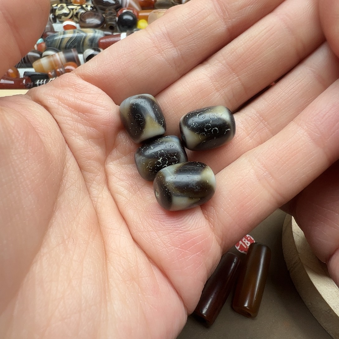 玛瑙/玉髓未镶嵌珠宝半成品