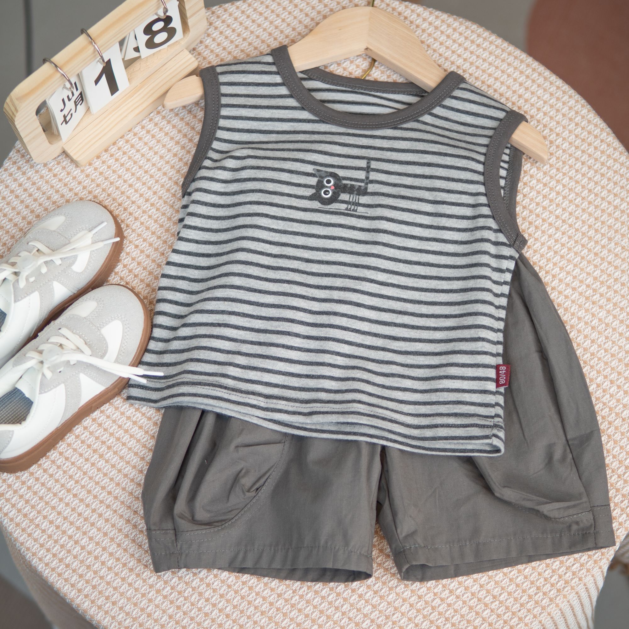 薄款休闲男童夏季套装灰色条纹休闲风套装童装帅气穿搭时尚小童