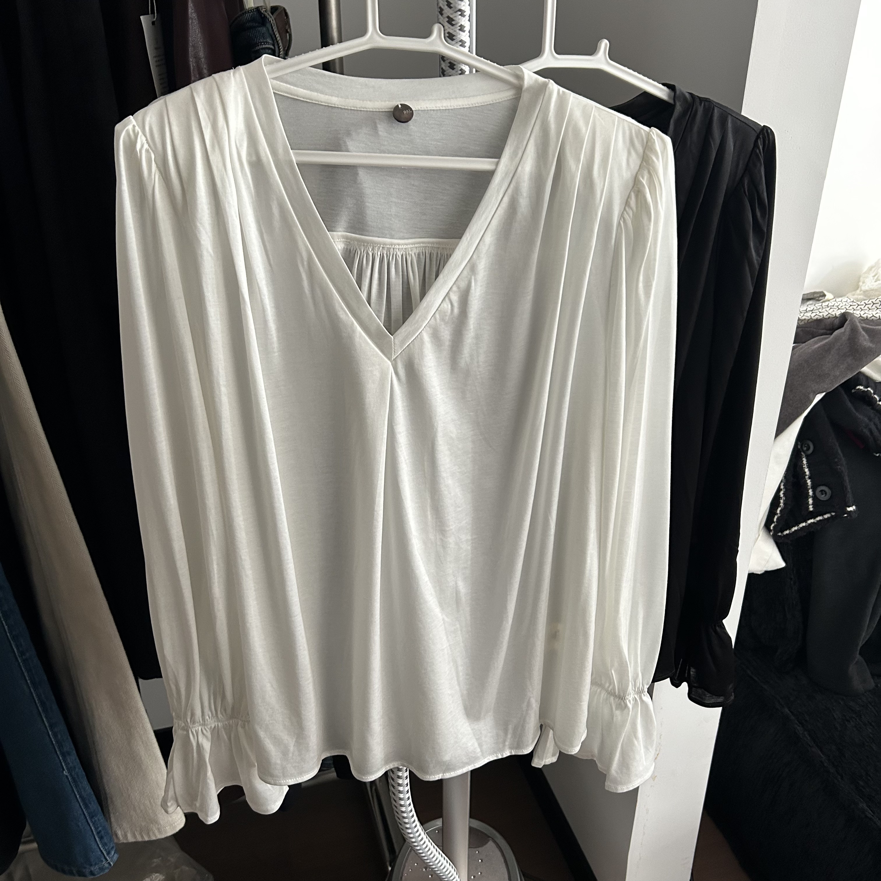 1195南油秋季黑色慵懒风休闲百搭显贵上衣