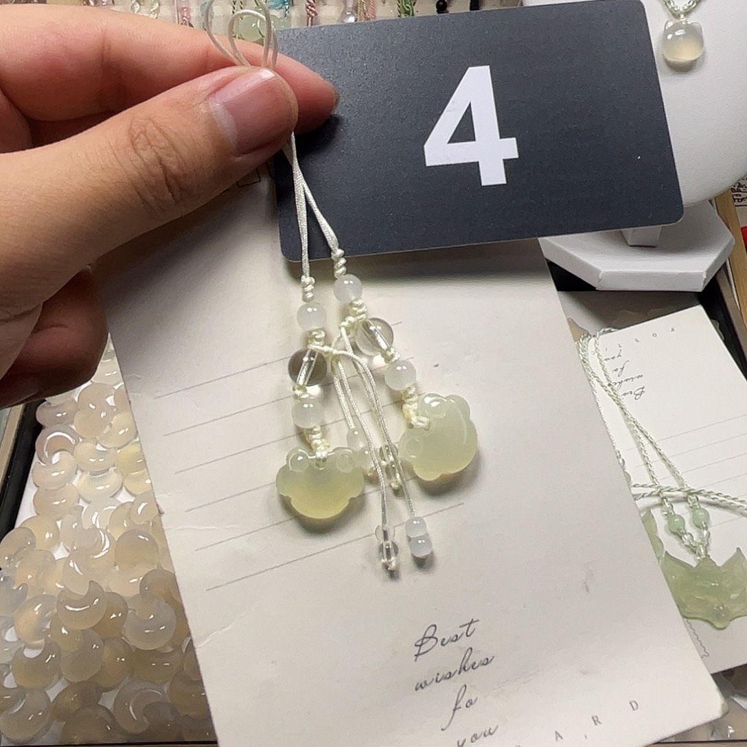 蛇纹石玉合金颈饰