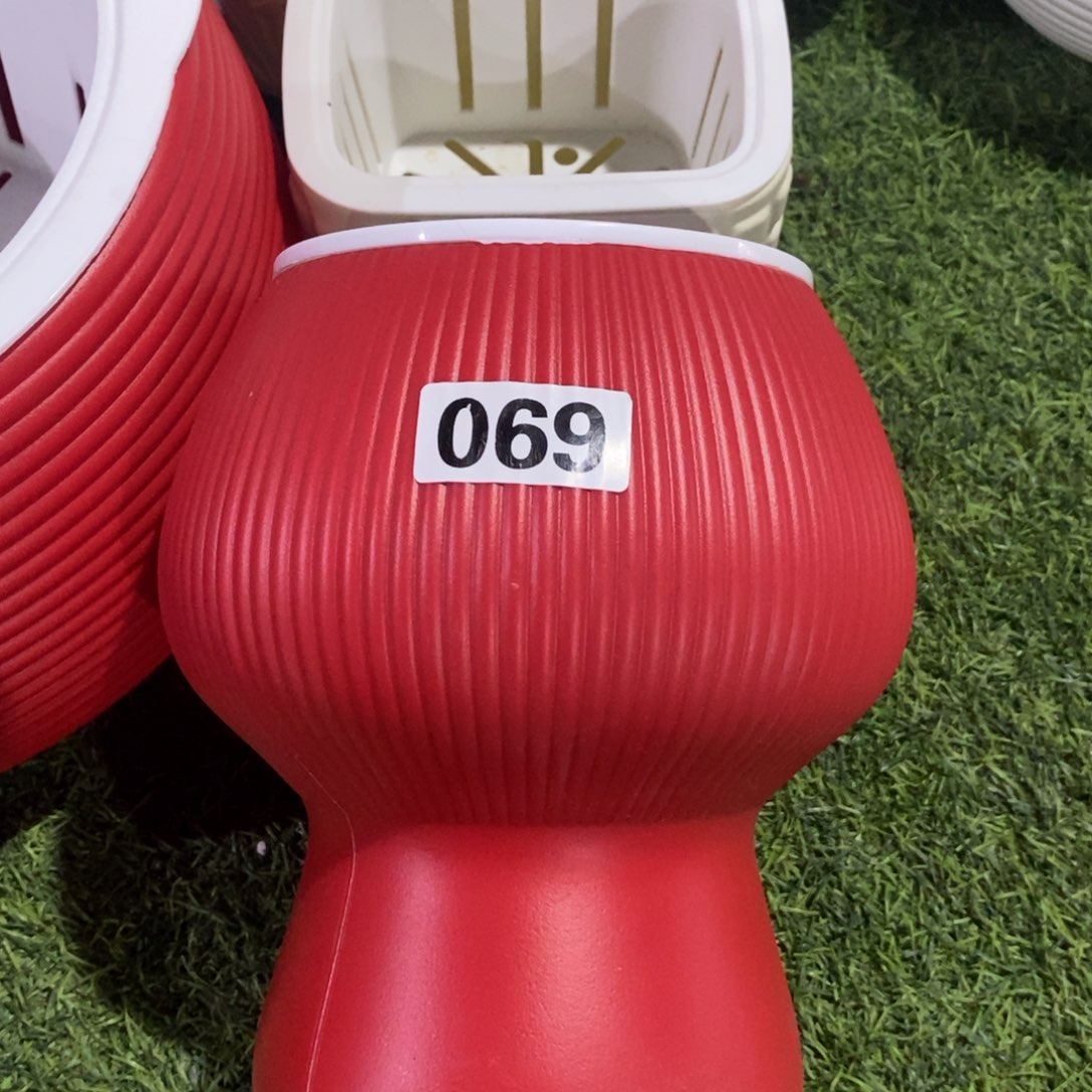 110口径蘑菇盆红色1个