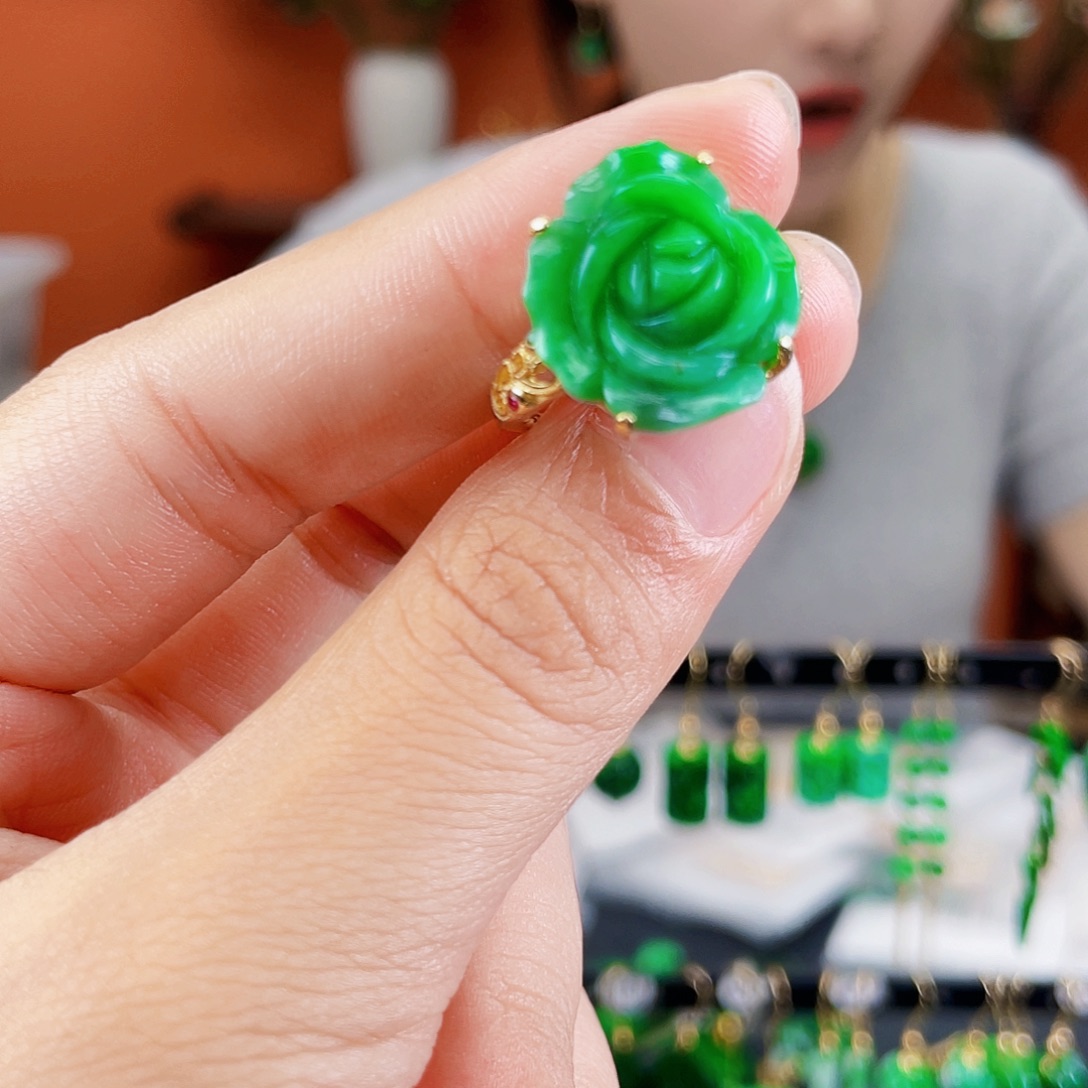 翡翠银S925镶嵌耳饰