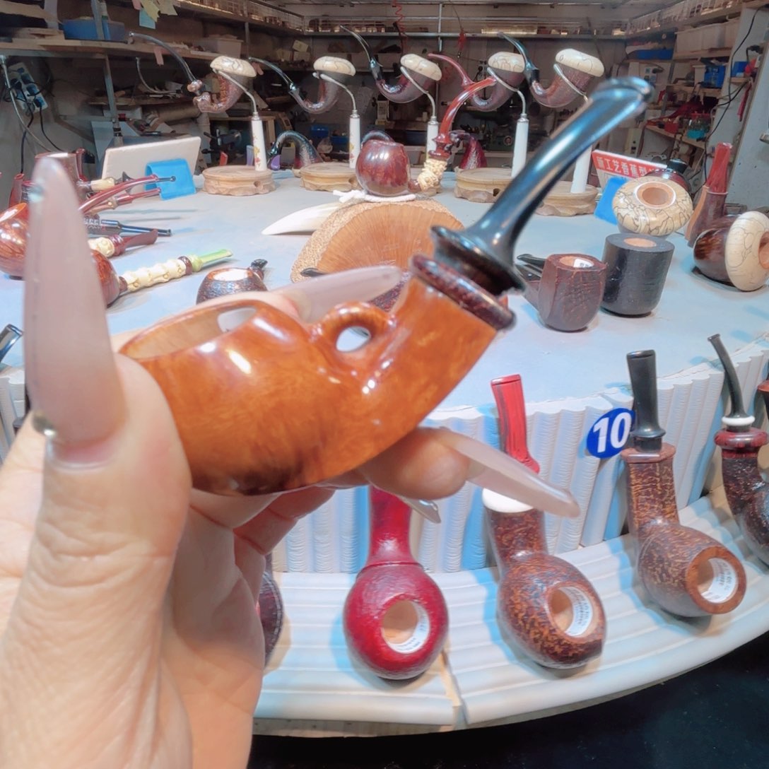 坤*志焦耀烟斗一挂脖斗福利