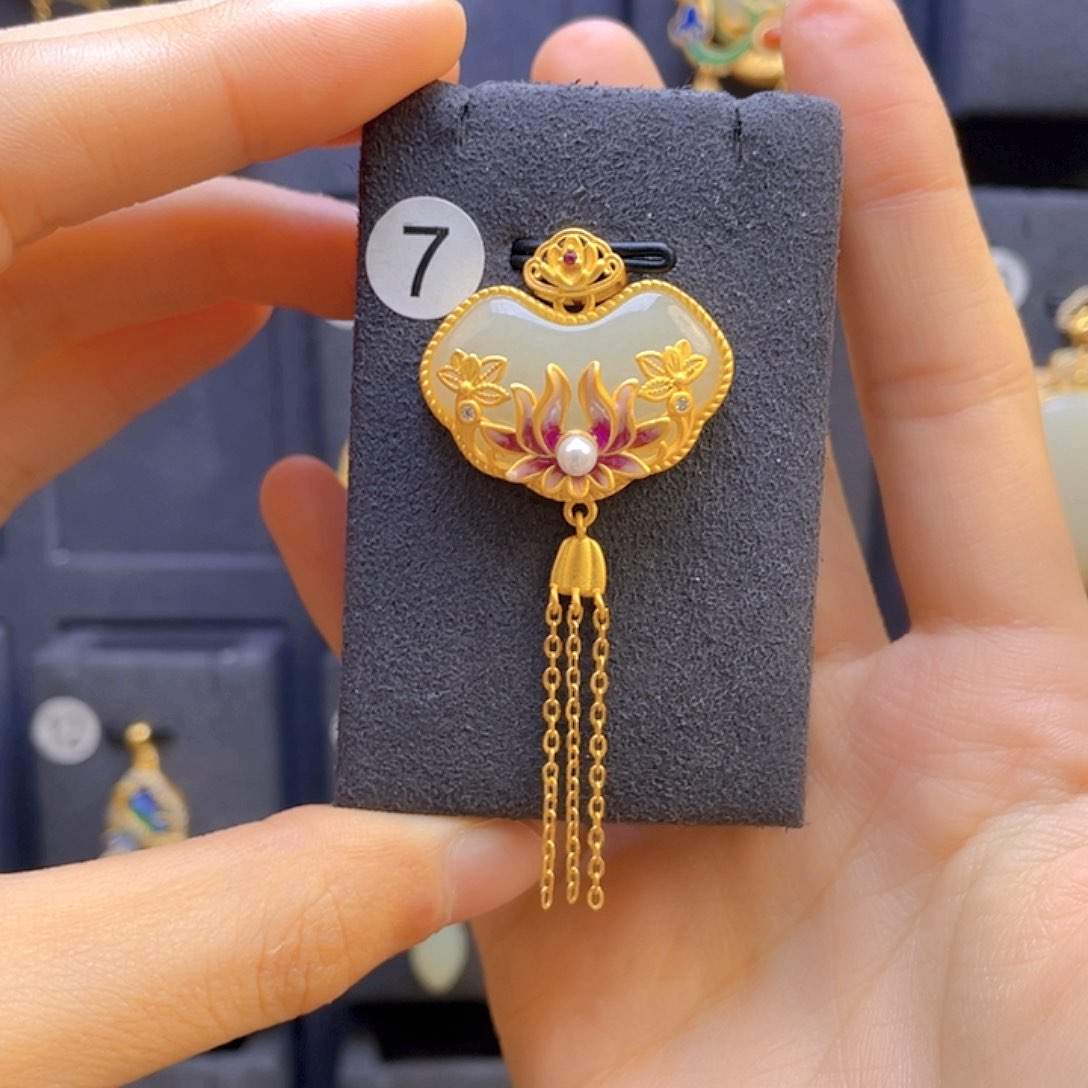 和田玉颈饰银S925镀金镶嵌