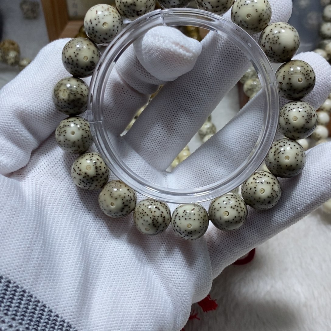 星月菩提手串石玉13圆