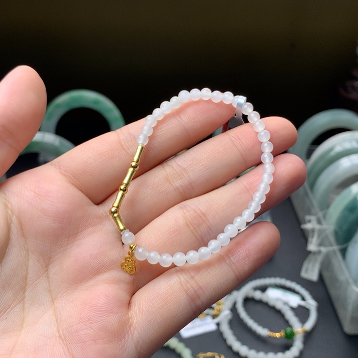 和田玉（糖玉）未镶嵌手链