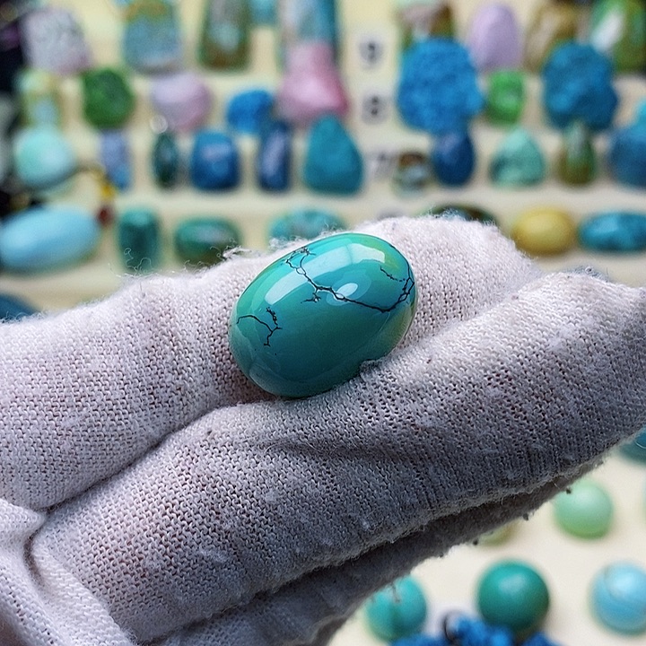 绿松石配饰未镶嵌