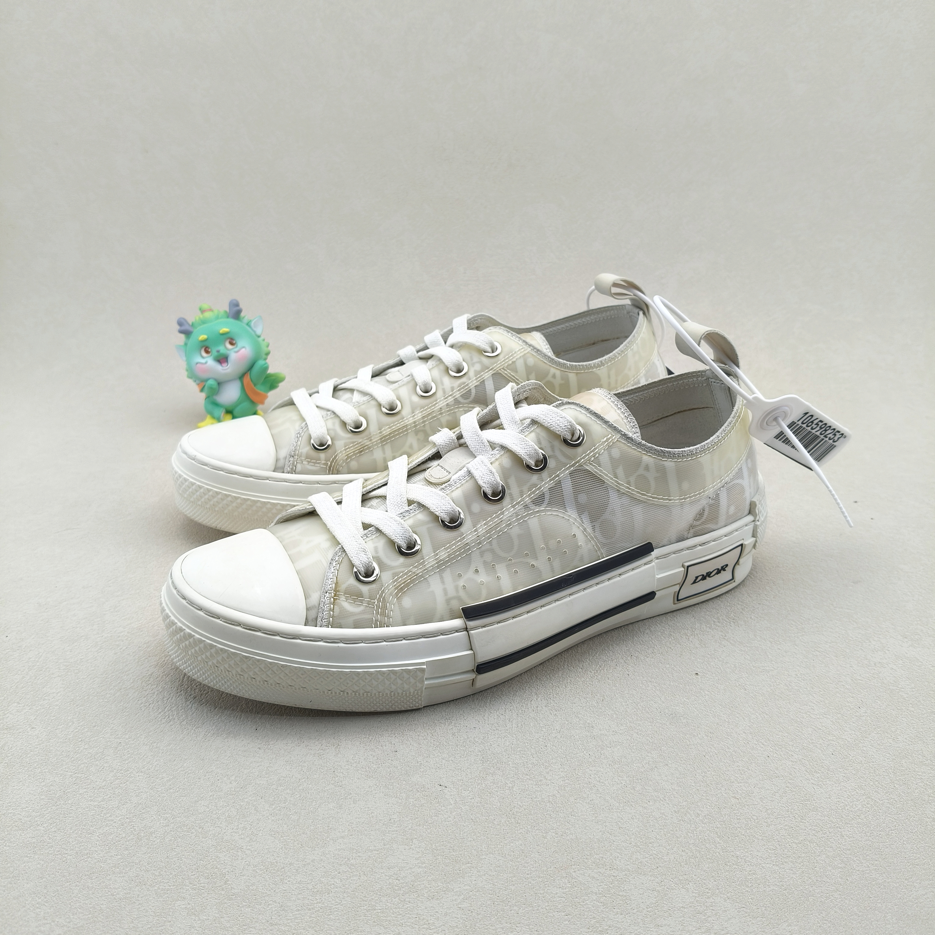 95新 DIOR/迪奥 39码/B23经典大logo字母刺绣 低帮休闲板鞋